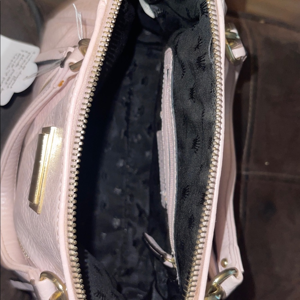 Juicy Couture Light Pink Satchel - Picture 4 of 13